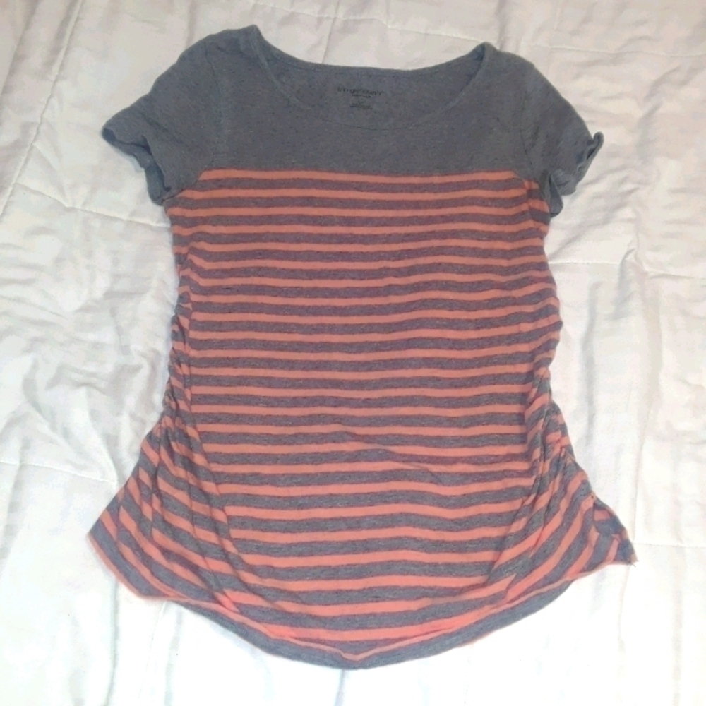 liz Lange Maternity top size small